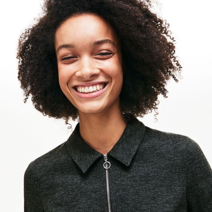 Платье Lacoste, цвет серый, для женщин Платье Lacoste, цвет серый, для женщин