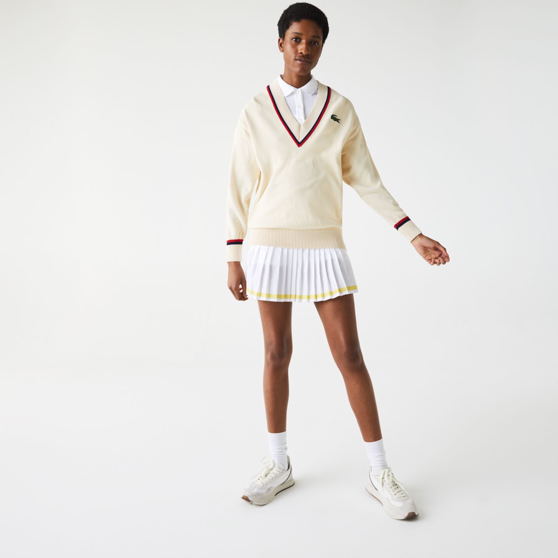 Свитер Lacoste , цвет бежевый, для женщин Свитер Lacoste , цвет бежевый, для женщин