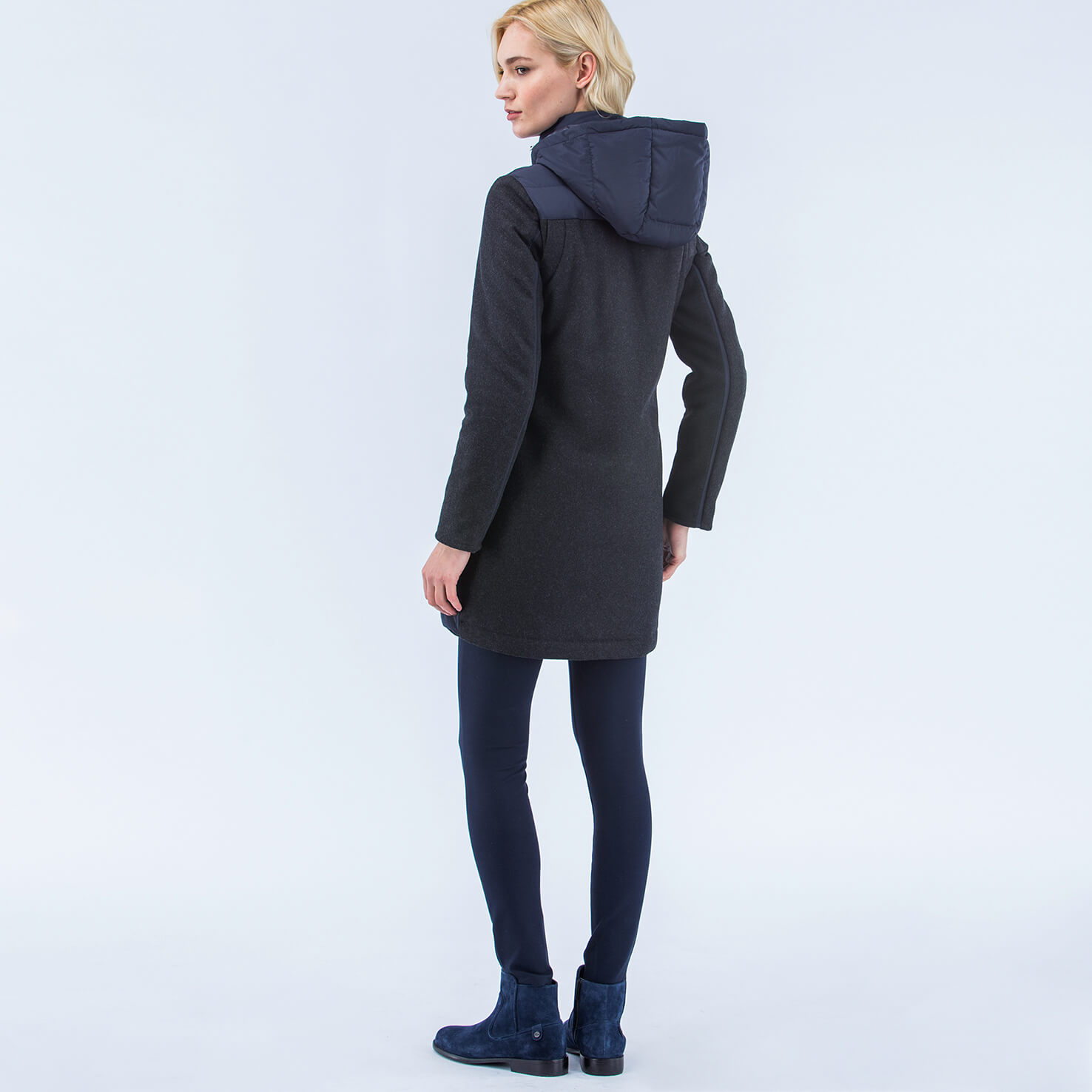 Куртка Lacoste, цвет синий, для женщин Куртка Lacoste, цвет синий, для женщин