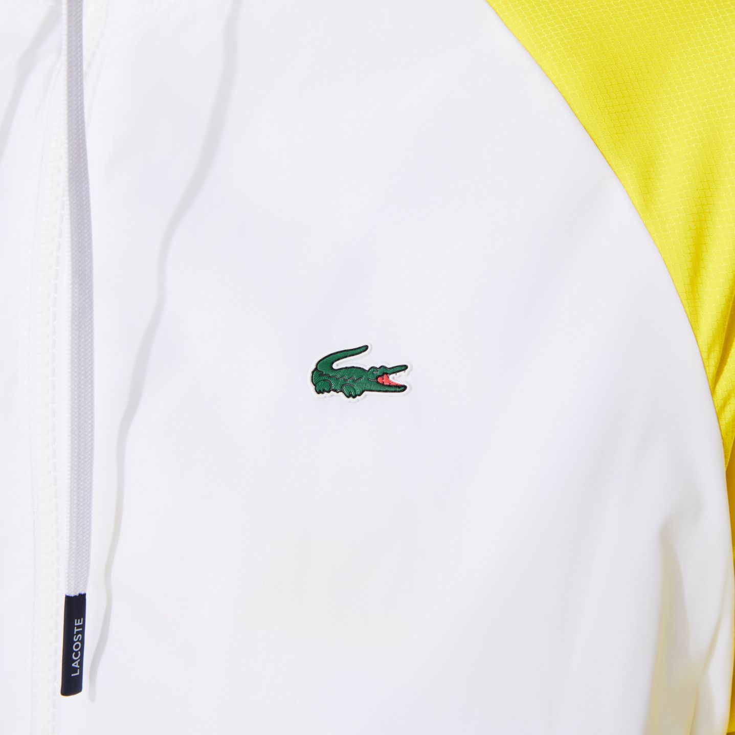 Куртка Lacoste , цвет белый, для женщин Куртка Lacoste , цвет белый, для женщин