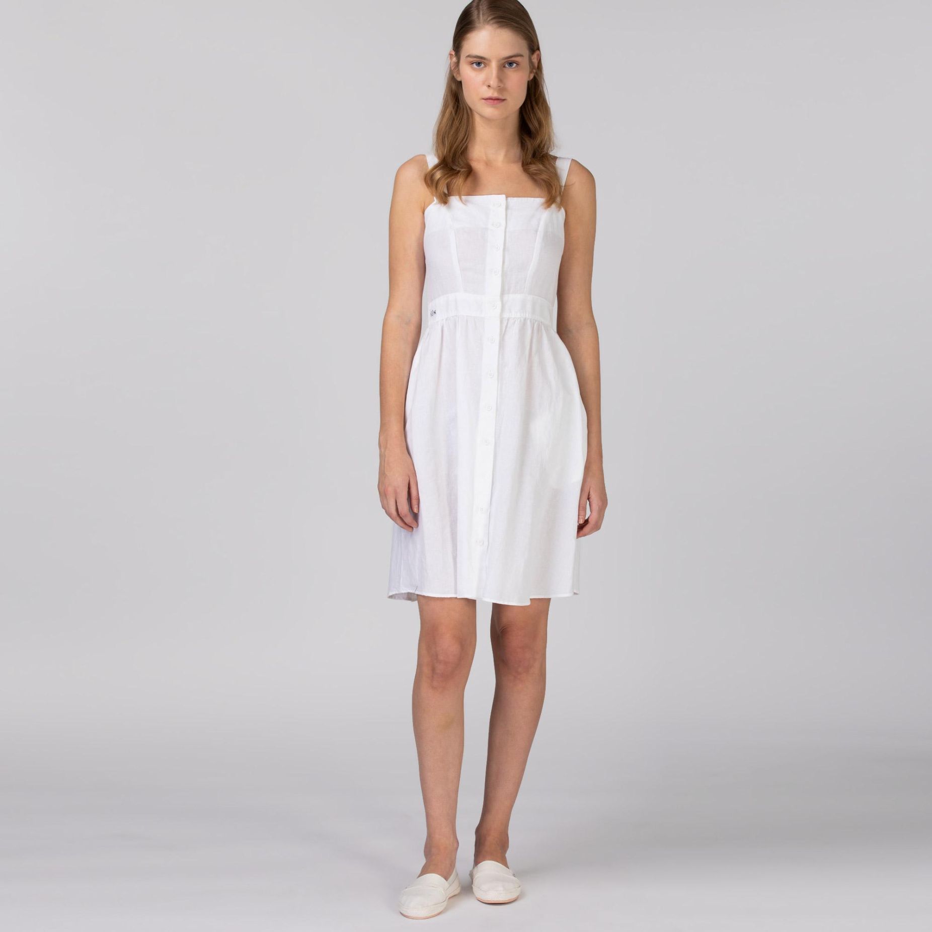 Платье Lacoste , цвет белый, для женщин Платье Lacoste , цвет белый, для женщин