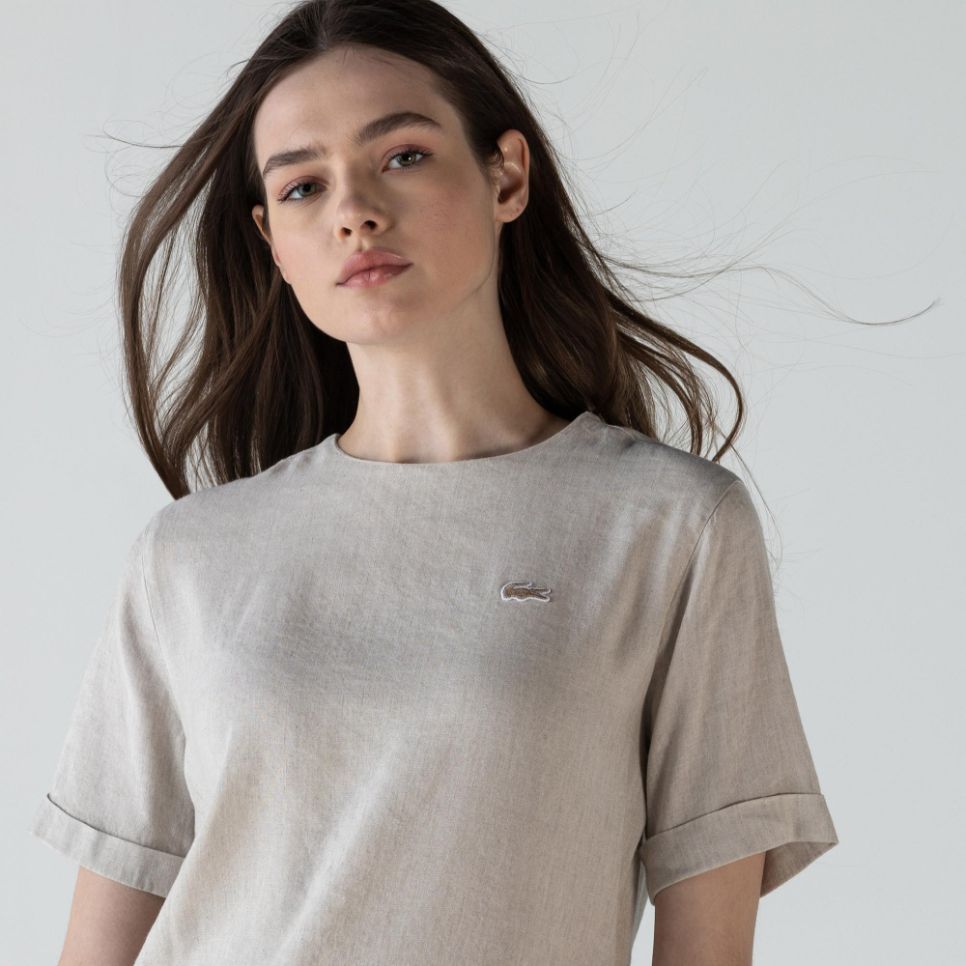 Платье Lacoste , цвет бежевый, для женщин Платье Lacoste , цвет бежевый, для женщин