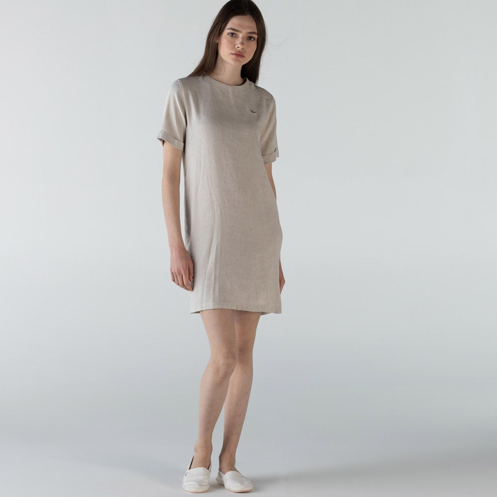 Платье Lacoste , цвет бежевый, для женщин Платье Lacoste , цвет бежевый, для женщин
