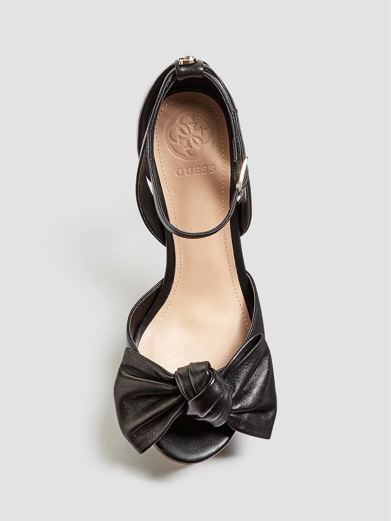 КОЖАНЫЕ БОСОНОЖКИ LORDIA Guess КОЖАНЫЕ БОСОНОЖКИ LORDIA Guess