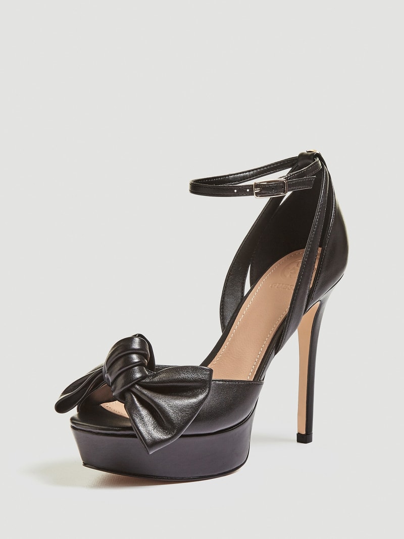 КОЖАНЫЕ БОСОНОЖКИ LORDIA Guess КОЖАНЫЕ БОСОНОЖКИ LORDIA Guess