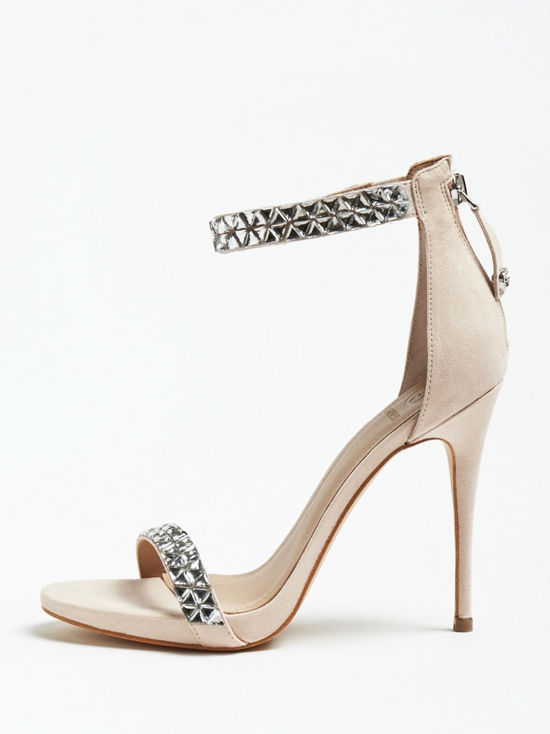 БОСОНОЖКИ «THADDEA» С АППЛИКАЦИЯМИ Guess БОСОНОЖКИ «THADDEA» С АППЛИКАЦИЯМИ Guess
