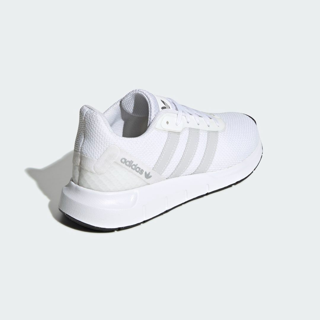 Кроссовки Swift Run RF adidas Originals Adidas Кроссовки Swift Run RF adidas Originals Adidas