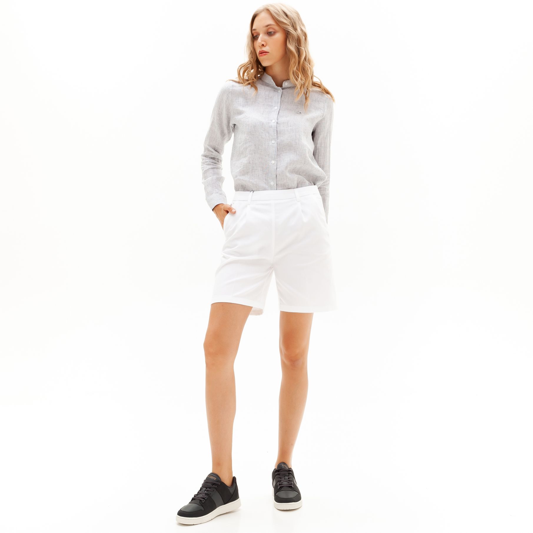 Шорты Lacoste , цвет бежевый, для женщин Шорты Lacoste , цвет бежевый, для женщин