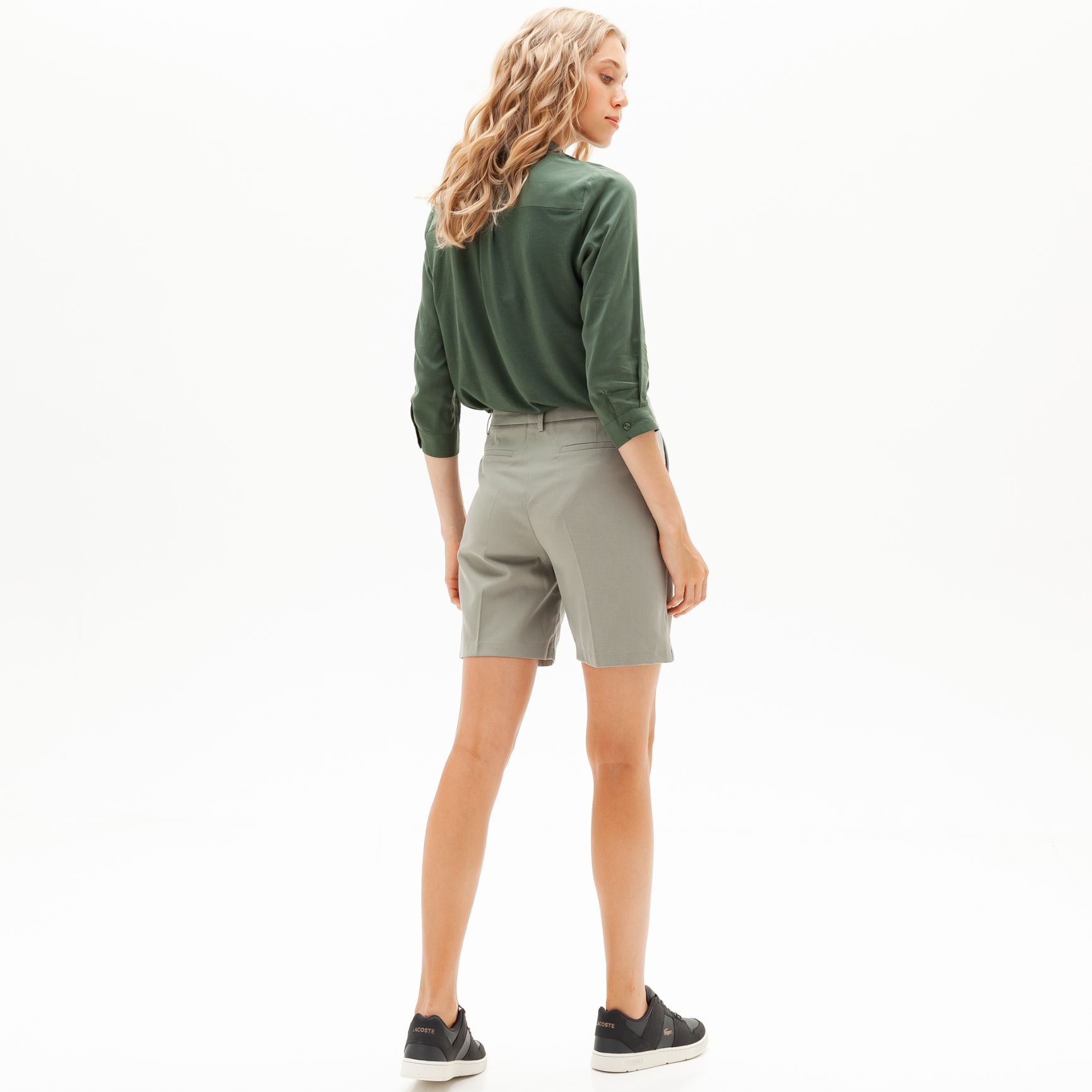 Шорты Lacoste , цвет зеленый, для женщин Шорты Lacoste , цвет зеленый, для женщин