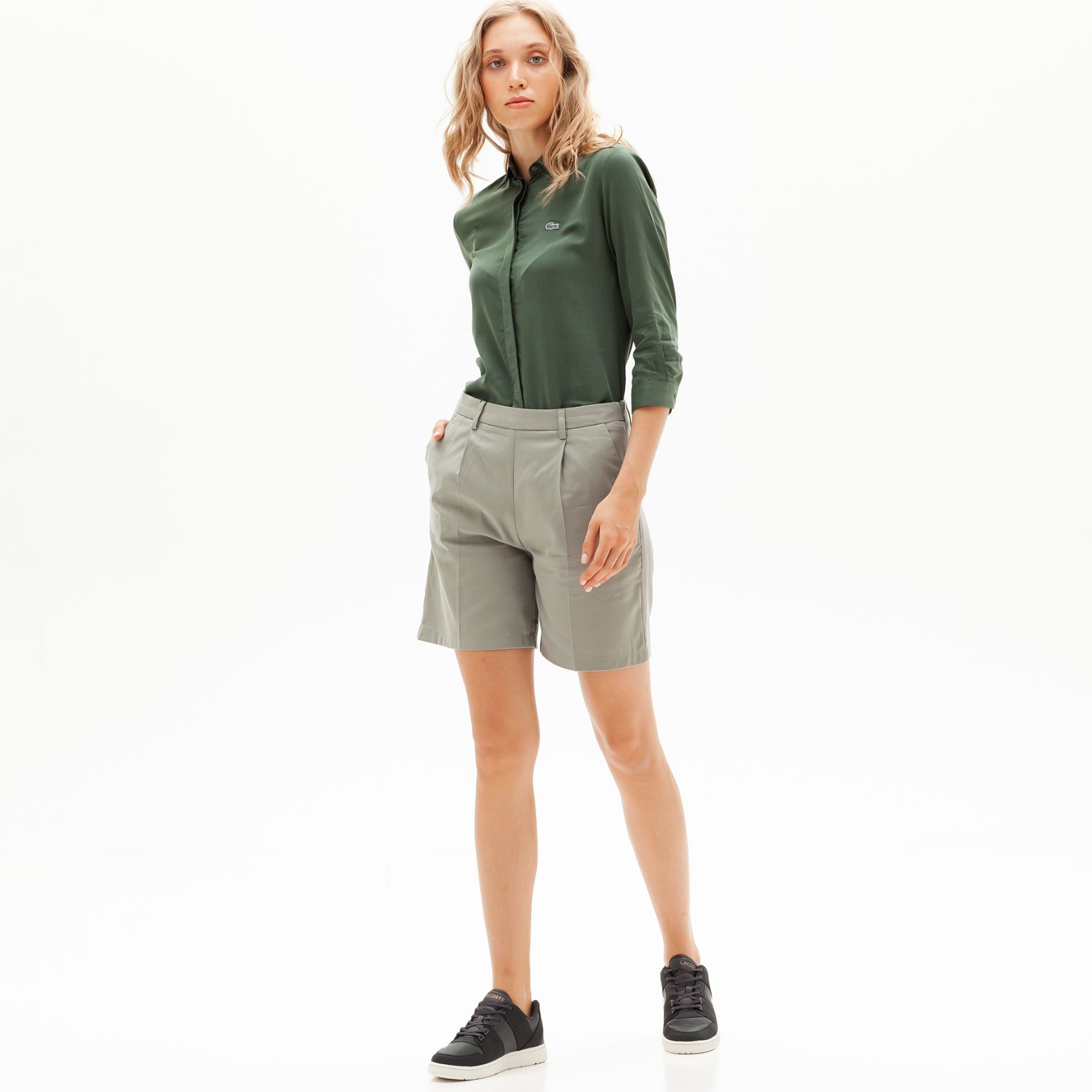 Шорты Lacoste , цвет зеленый, для женщин Шорты Lacoste , цвет зеленый, для женщин
