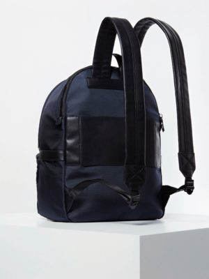 РЮКЗАК «DAN» С ПЛАНКОЙ С ЛОГОТИПОМ Guess