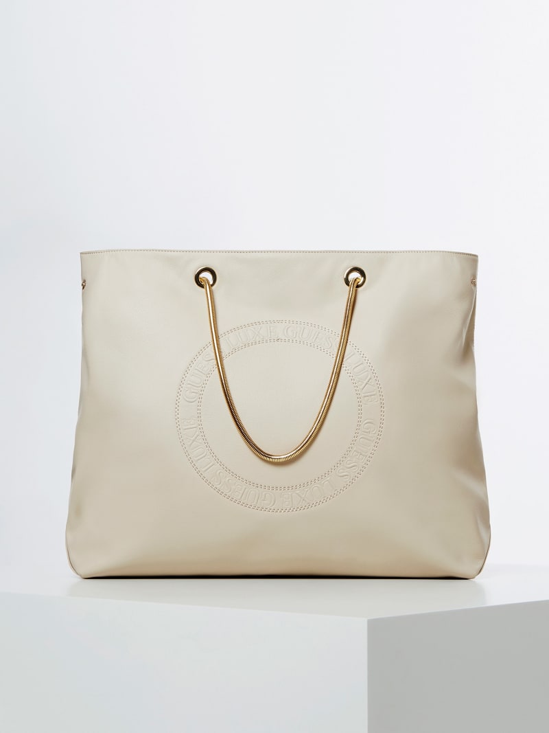 СУМКА-ШОППЕР «LILLY LUXE» ИЗ НАТУРАЛЬНОЙ КОЖИ Guess СУМКА-ШОППЕР «LILLY LUXE» ИЗ НАТУРАЛЬНОЙ КОЖИ Guess
