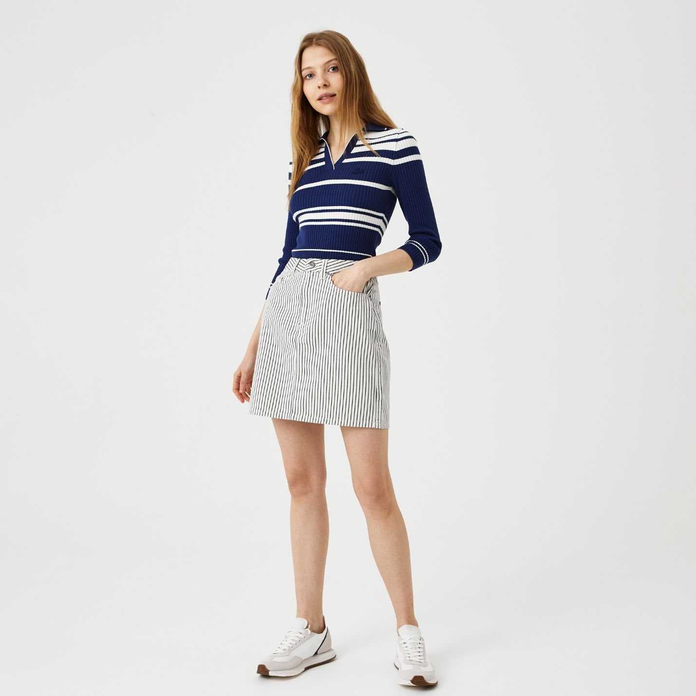 Юбка Lacoste , цвет серый, для женщин Юбка Lacoste , цвет серый, для женщин