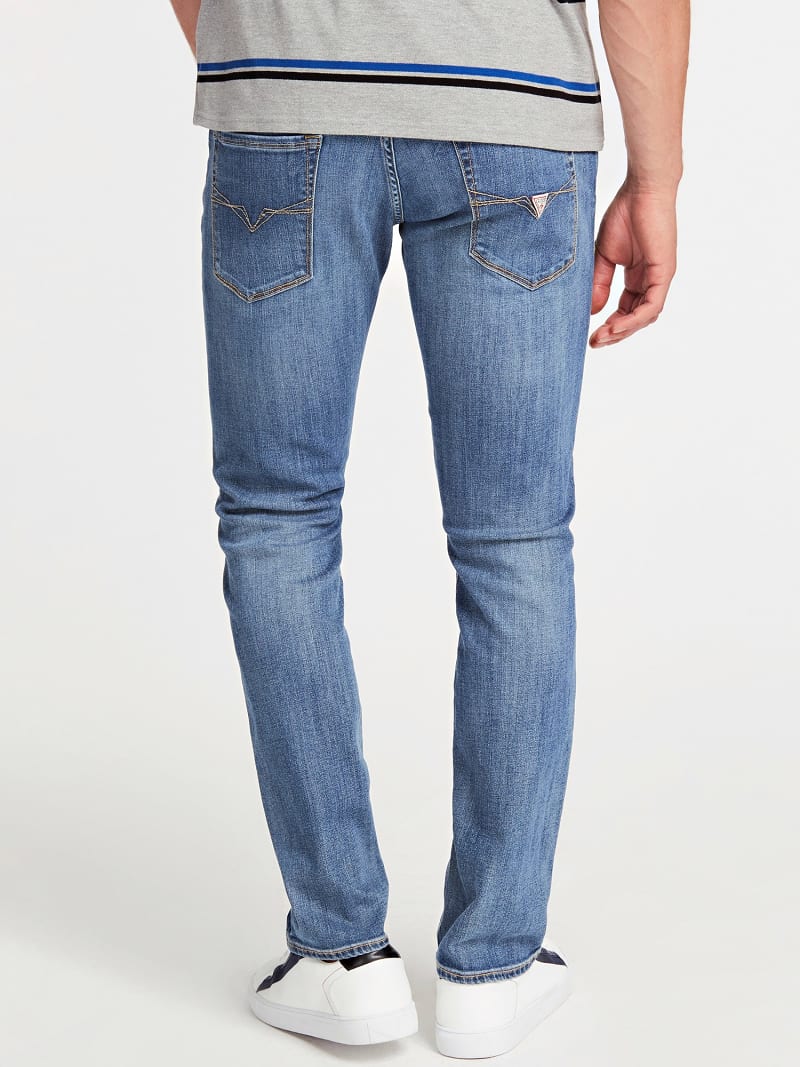 ЗАУЖЕННЫЕ ДЖИНСЫ Guess ЗАУЖЕННЫЕ ДЖИНСЫ Guess