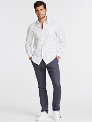 СУПЕРОБЛЕГАЮЩИЕ БРЮКИ Guess