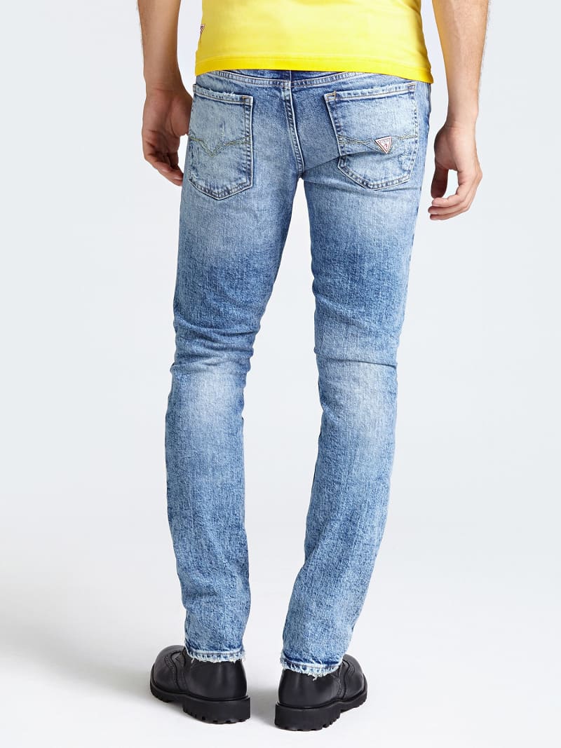 ДЖИНСЫ-СКИННИ С ПОТЕРТОСТЯМИ Guess ДЖИНСЫ-СКИННИ С ПОТЕРТОСТЯМИ Guess