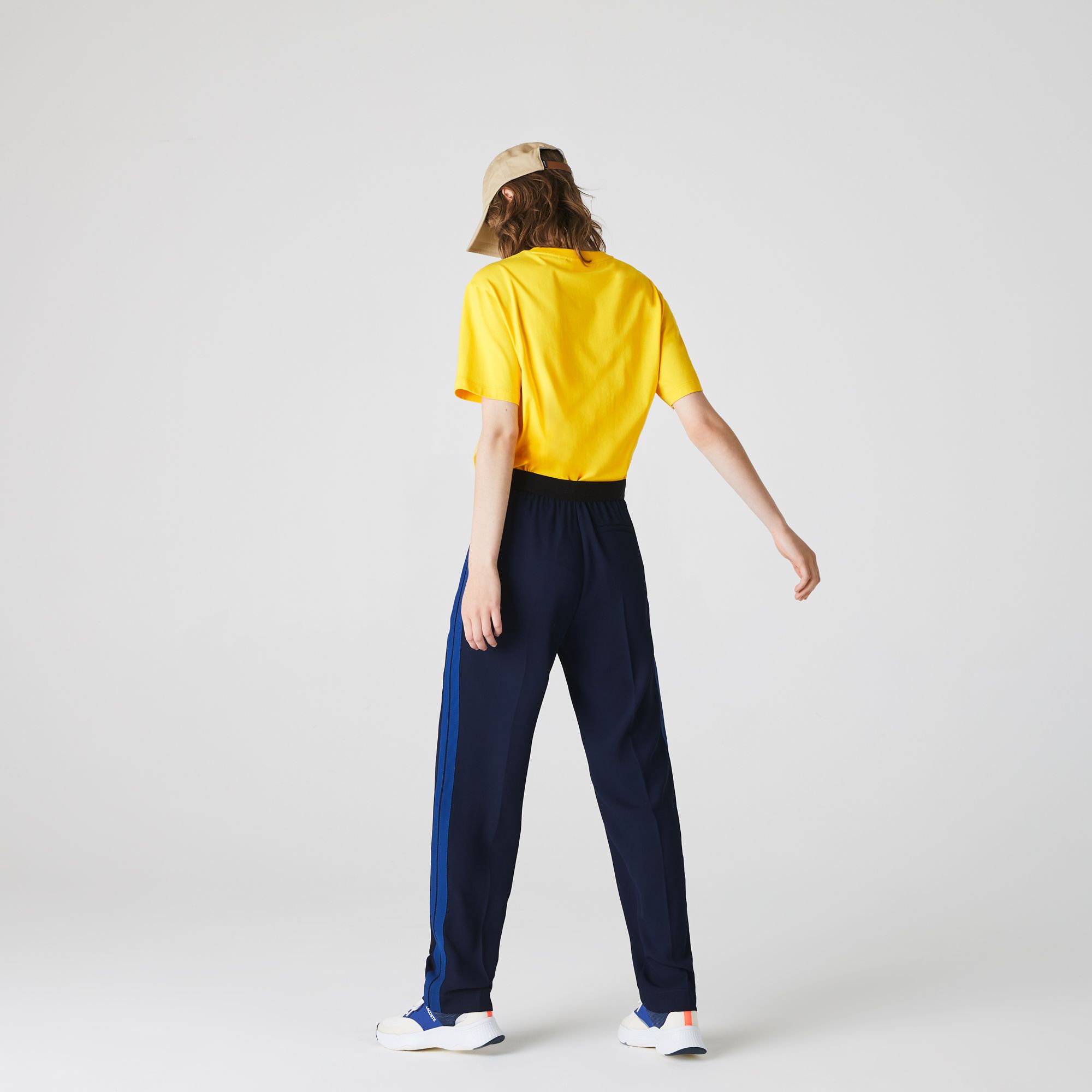 Футболка Lacoste , цвет желтый, для женщин Футболка Lacoste , цвет желтый, для женщин