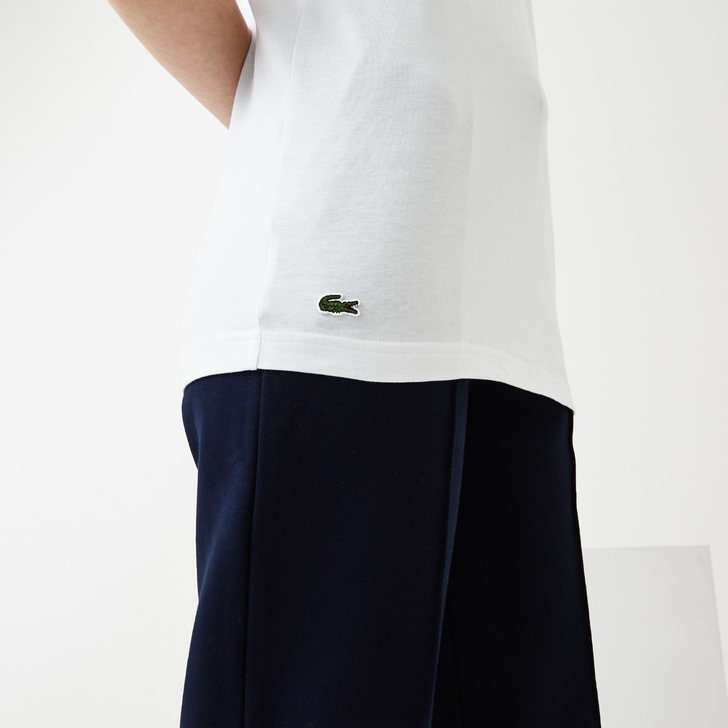 Футболка Lacoste , цвет белый, для мужчин Футболка Lacoste , цвет белый, для мужчин