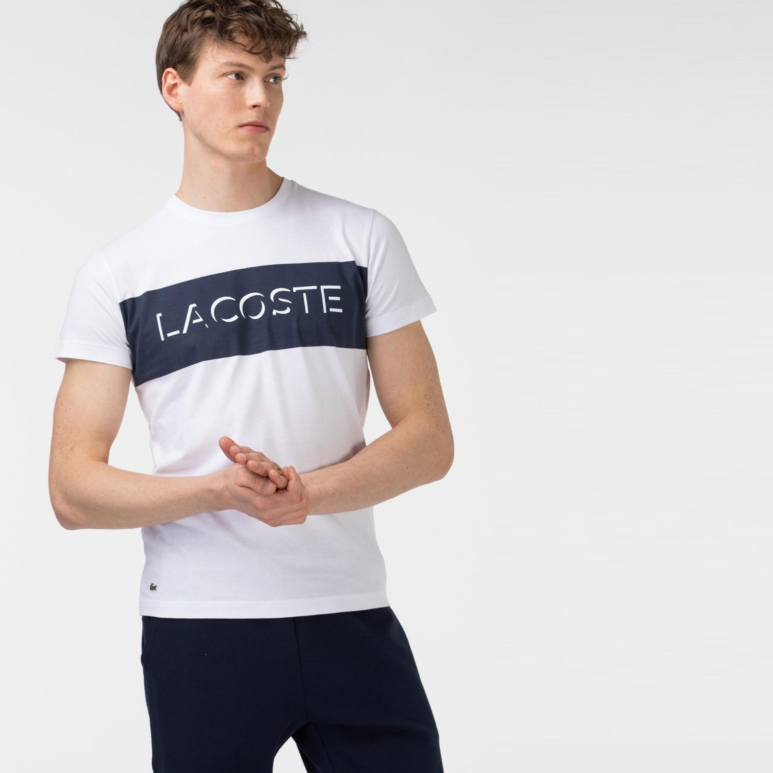 Футболка Lacoste , цвет белый, для мужчин Футболка Lacoste , цвет белый, для мужчин
