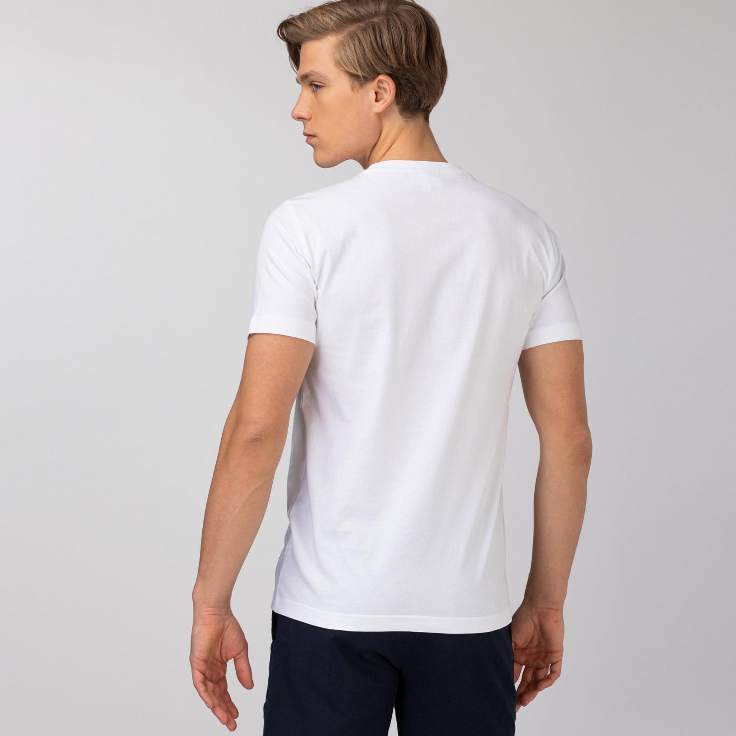 Футболка Lacoste , цвет белый, для мужчин Футболка Lacoste , цвет белый, для мужчин