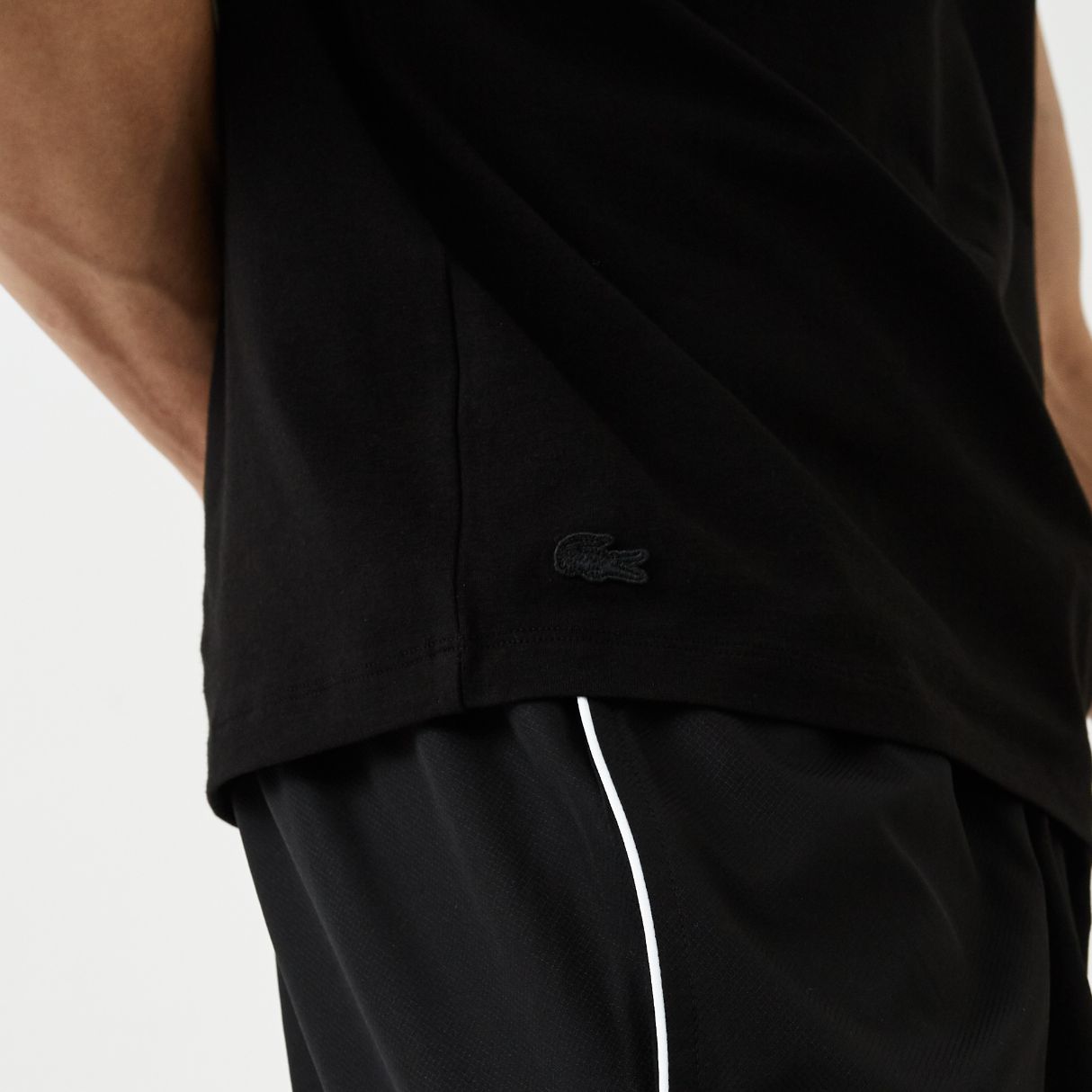 Футболка Lacoste , цвет серый, для мужчин Футболка Lacoste , цвет серый, для мужчин