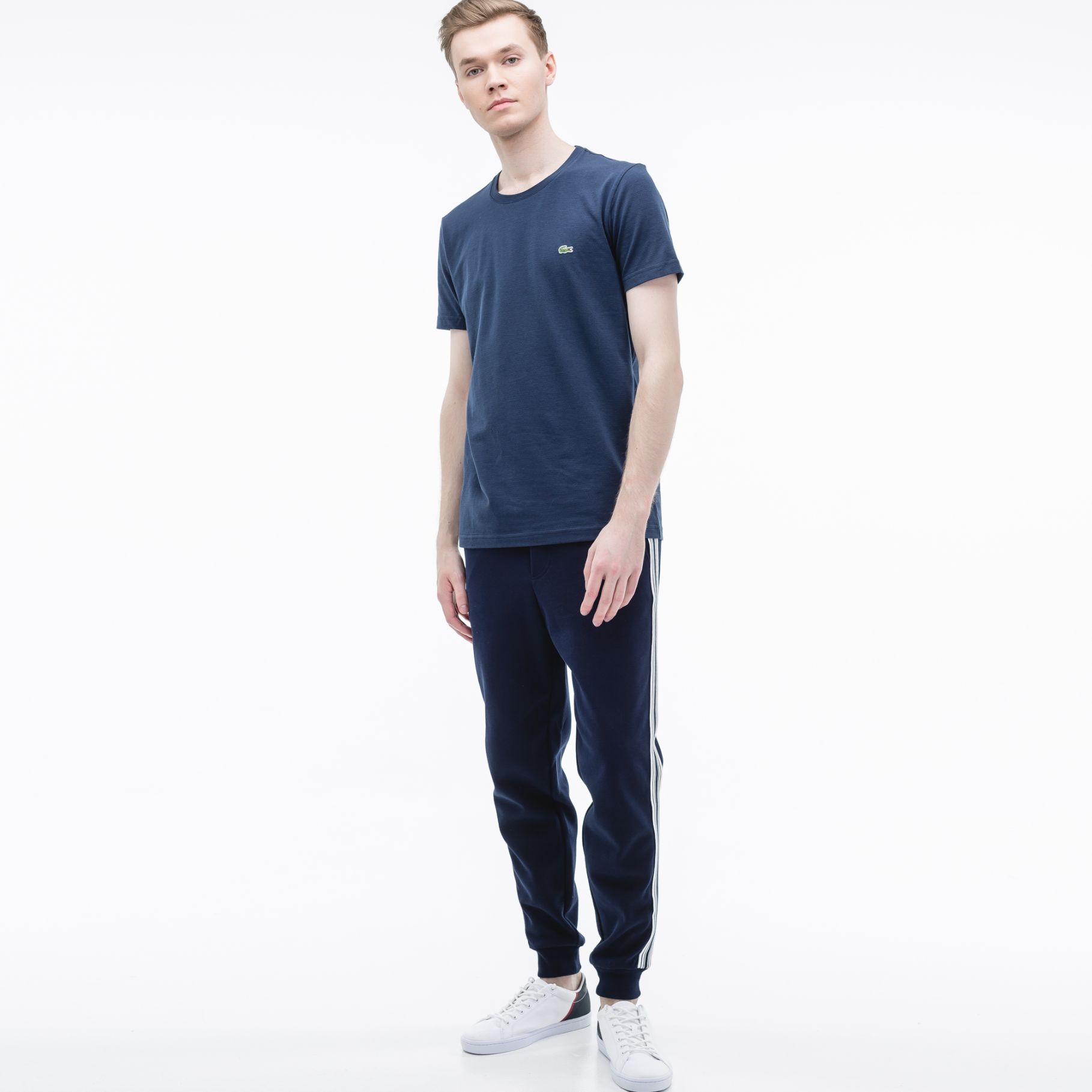 Футболка Lacoste Regular fit , цвет синий, для мужчин Футболка Lacoste Regular fit , цвет синий, для мужчин