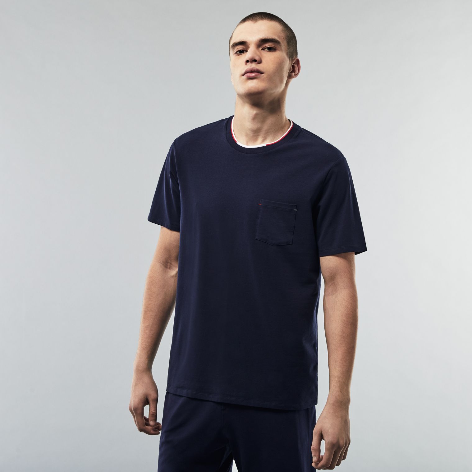 Футболка Lacoste , цвет синий, для мужчин Футболка Lacoste , цвет синий, для мужчин