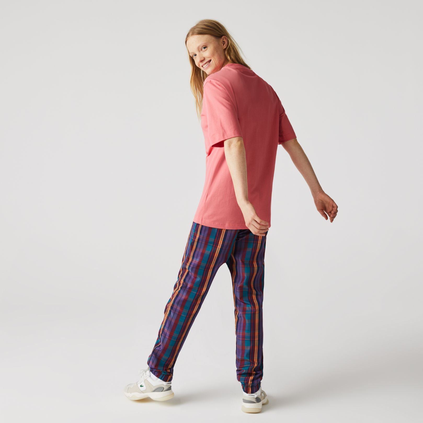 Футболка Lacoste L!VE , цвет розовый, для мужчин Футболка Lacoste L!VE , цвет розовый, для мужчин