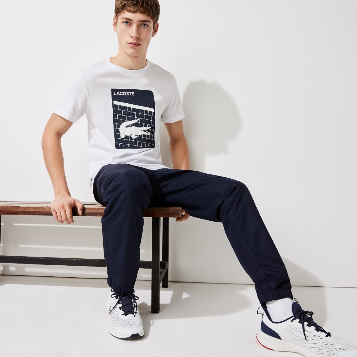Футболка Lacoste , цвет белый, для мужчин Футболка Lacoste , цвет белый, для мужчин