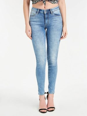 ОБЛЕГАЮЩИЕ ДЖИНСЫ Guess