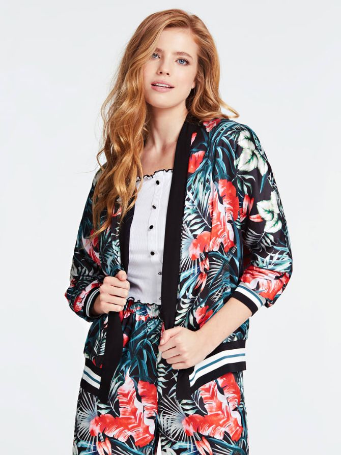 КУРТКА С ЦВЕТОЧНЫМ ПРИНТОМ Guess КУРТКА С ЦВЕТОЧНЫМ ПРИНТОМ Guess