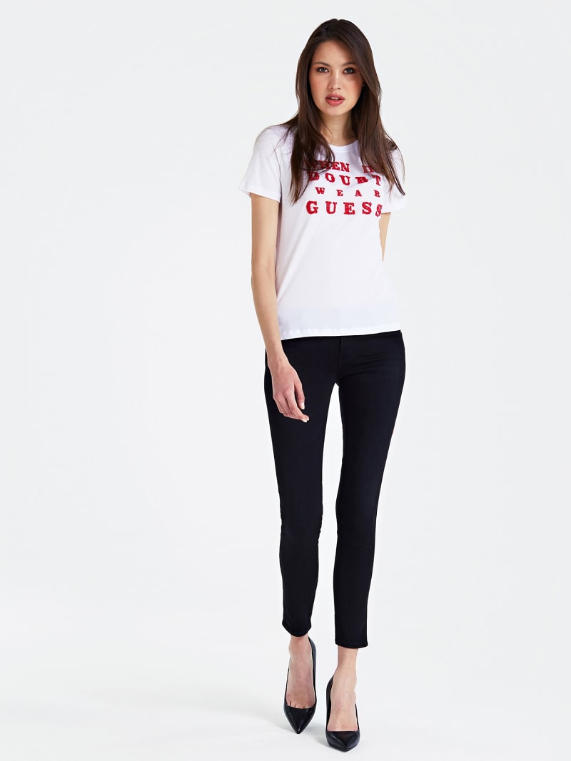 ФУТБОЛКА С ПРИНТОМ СПЕРЕДИ Guess ФУТБОЛКА С ПРИНТОМ СПЕРЕДИ Guess