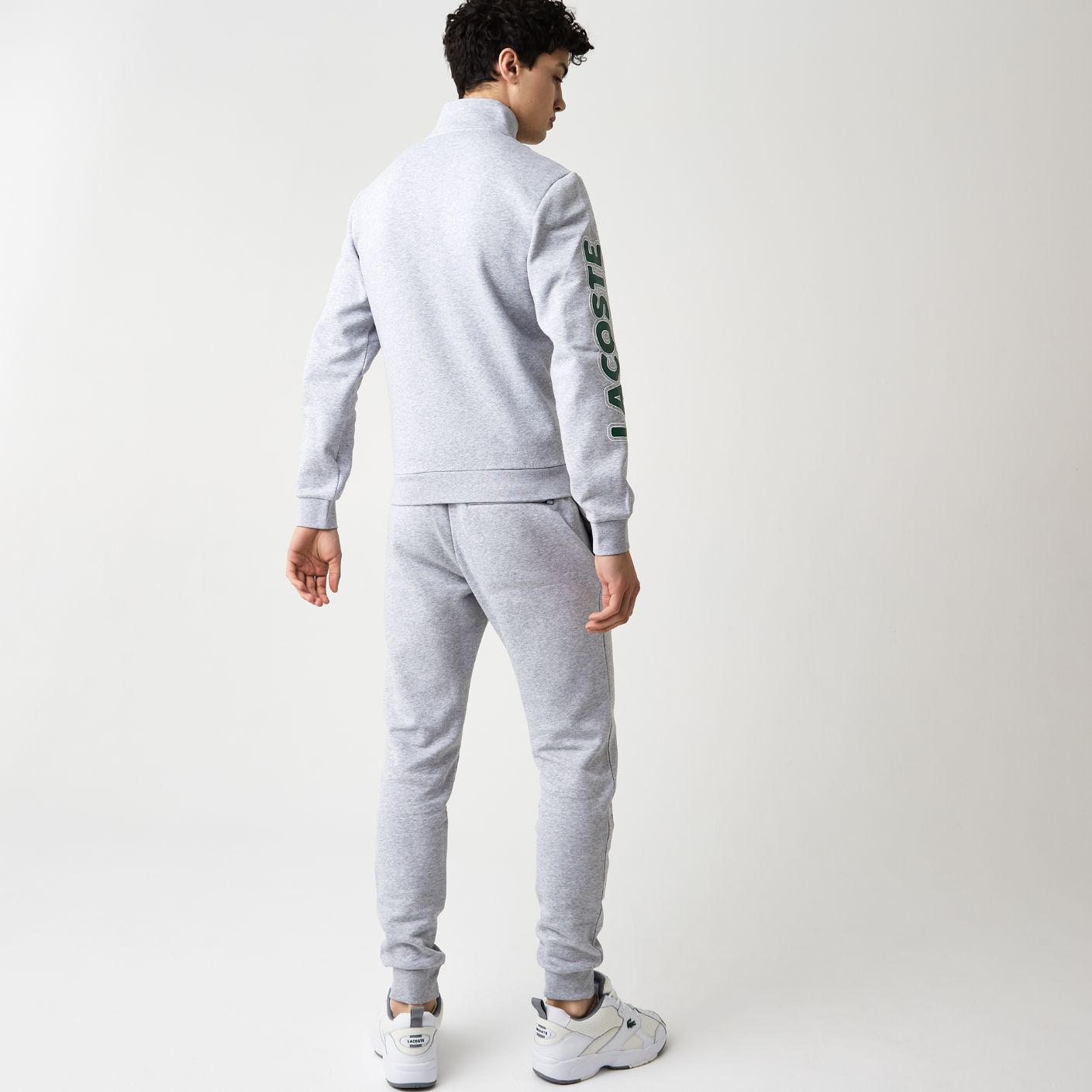 Спортивный костюм Lacoste , цвет серый, для мужчин Спортивный костюм Lacoste , цвет серый, для мужчин